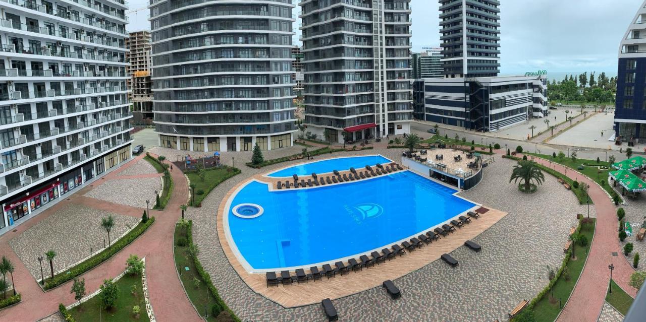 White Sails Apartment บาทูมิ ภายนอก รูปภาพ